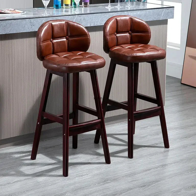High Stool Barhocker aus Massivholz im modernen Stil