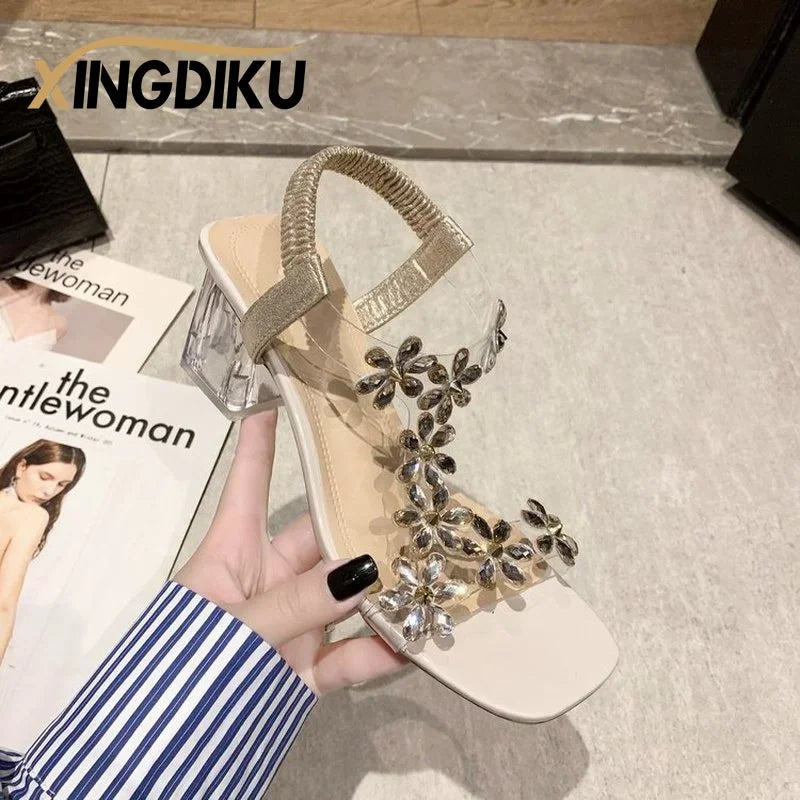 Damen High-Heels Sandalen – Transparente Absätze mit Blumenverzierung