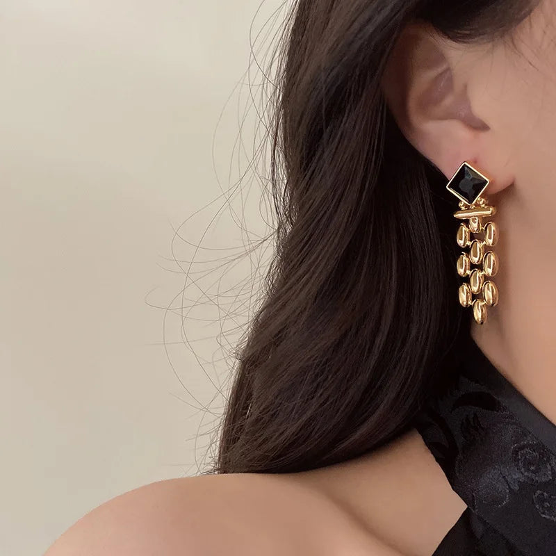 Bilandi Trendy 925 Silber Schwarze Stein Ohrringe – Hochwertiges Goldplattiertes Kupfer für Damen