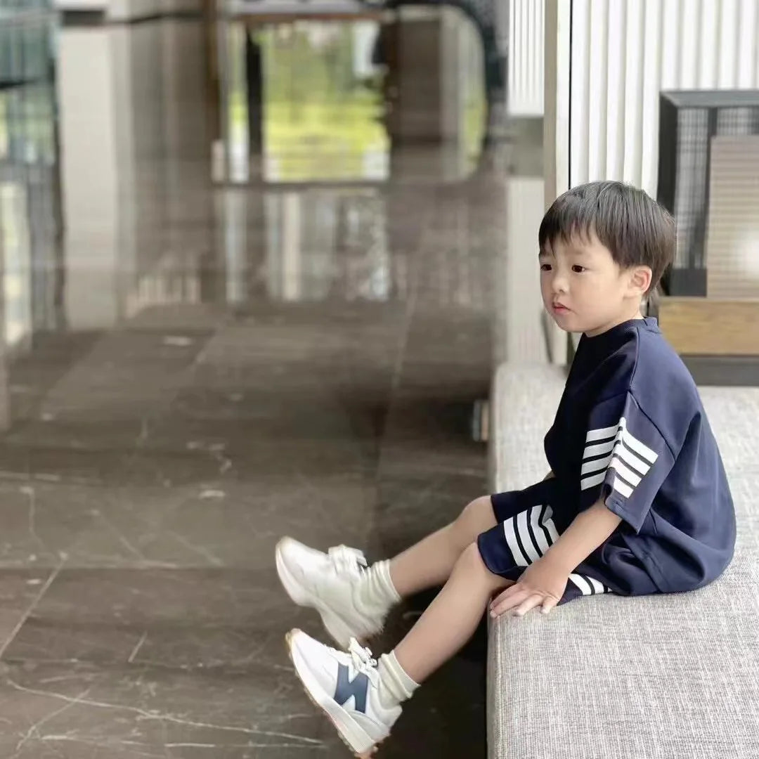 Koreanischer Stil Jungen Tracksuit – Lockere Sommer 2-teilige Kinderbekleidung