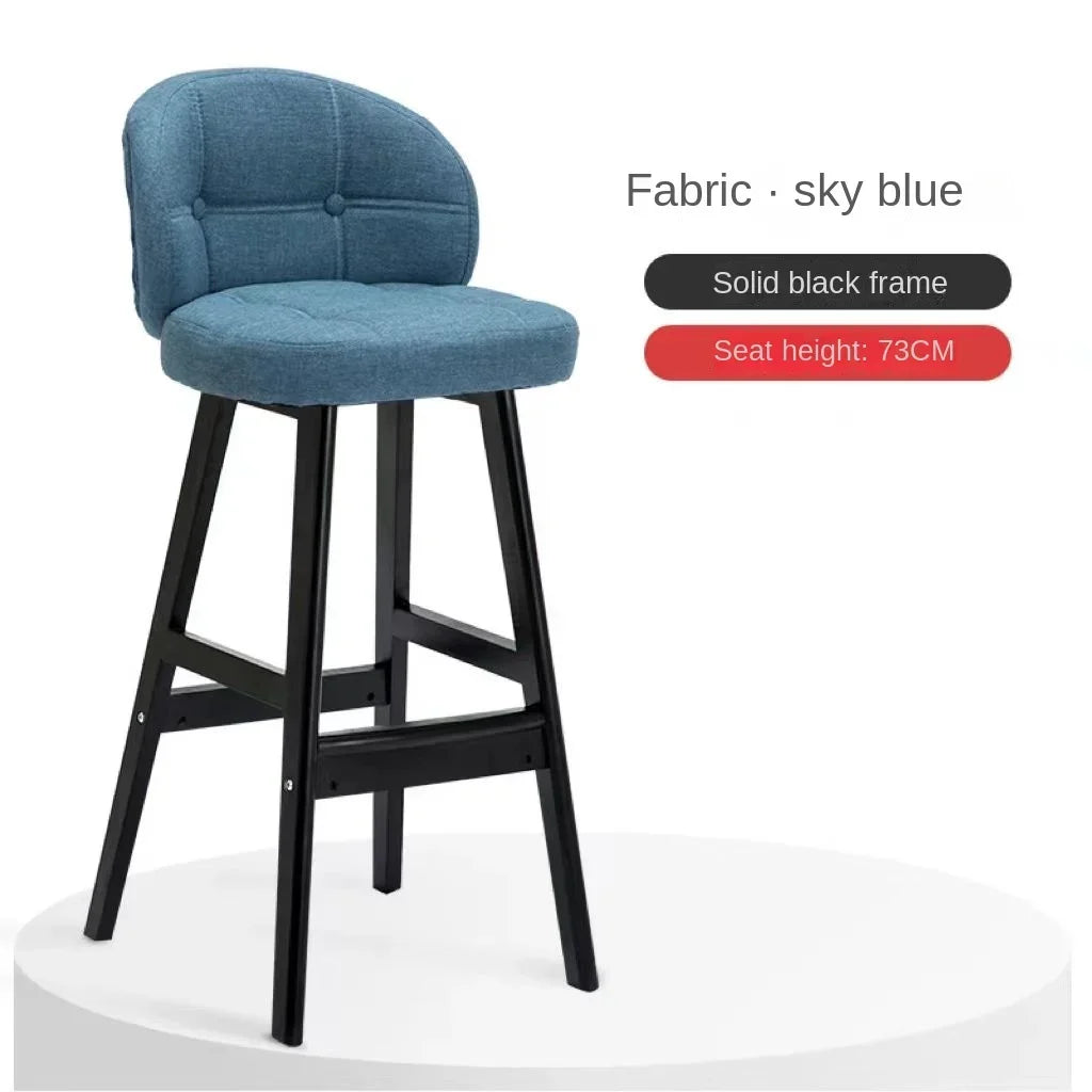 High Stool Barhocker aus Massivholz im modernen Stil