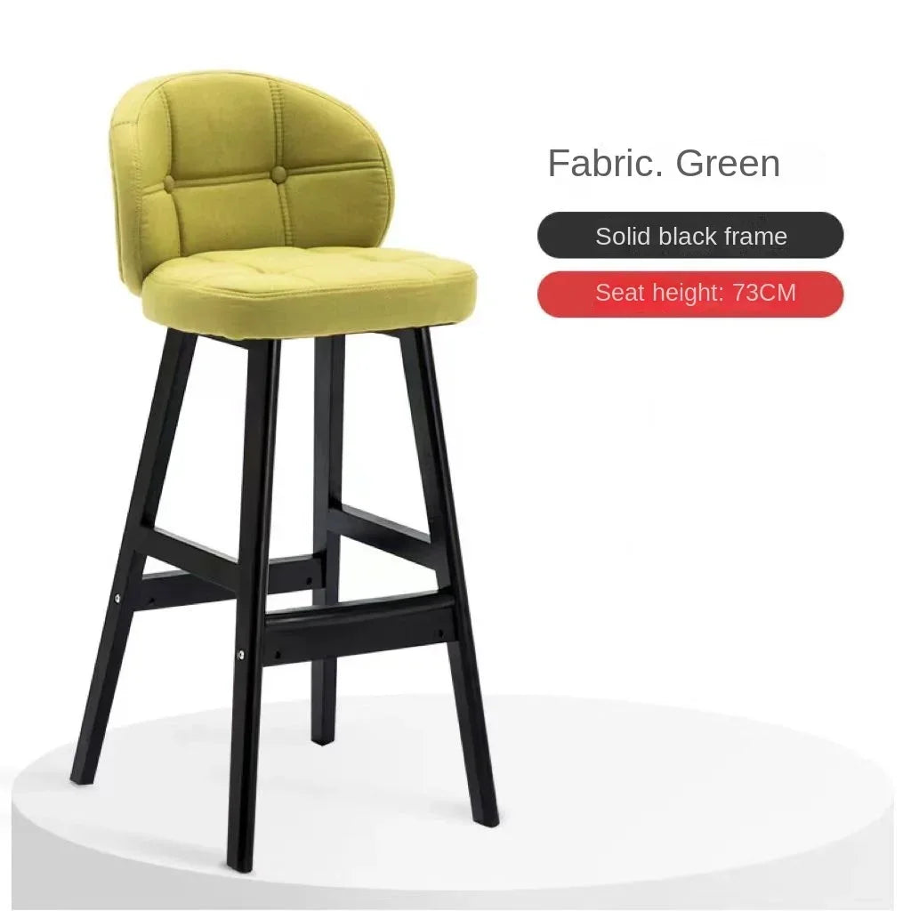 High Stool Barhocker aus Massivholz im modernen Stil