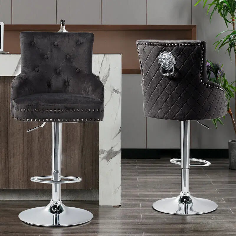 Luxus Barhocker mit Samtbezug und Löwenklopfer – Drehbar für Zuhause und Bar