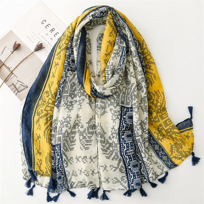 Aztec Paisley Schal mit Fransen – 180x90 cm