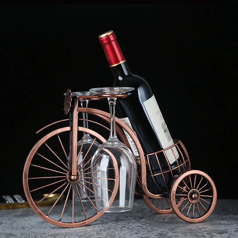 Kreativer Kutschen-Fahrrad Weinregal – Retro Flaschen- und Glashalter