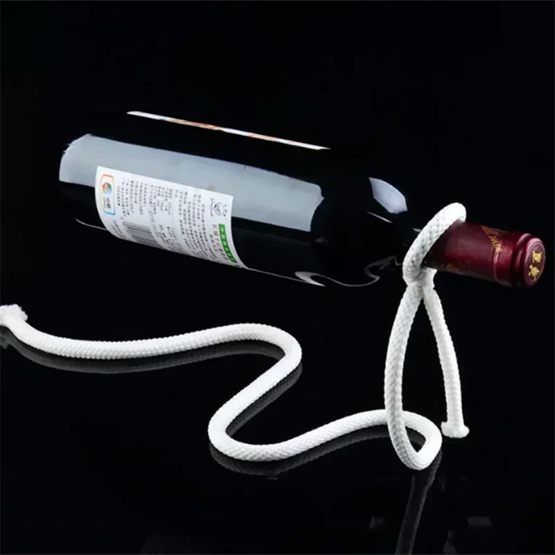 Vintage Magischer Metall-Weinhalter – Hängendes Kettendisplay für Zuhause & Bar