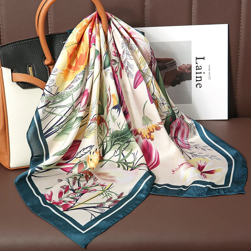 Luxuriöser Bedruckter Satin Seiden Quadrat Schal – Mode Schal, Hijab, Haarband für Damen
