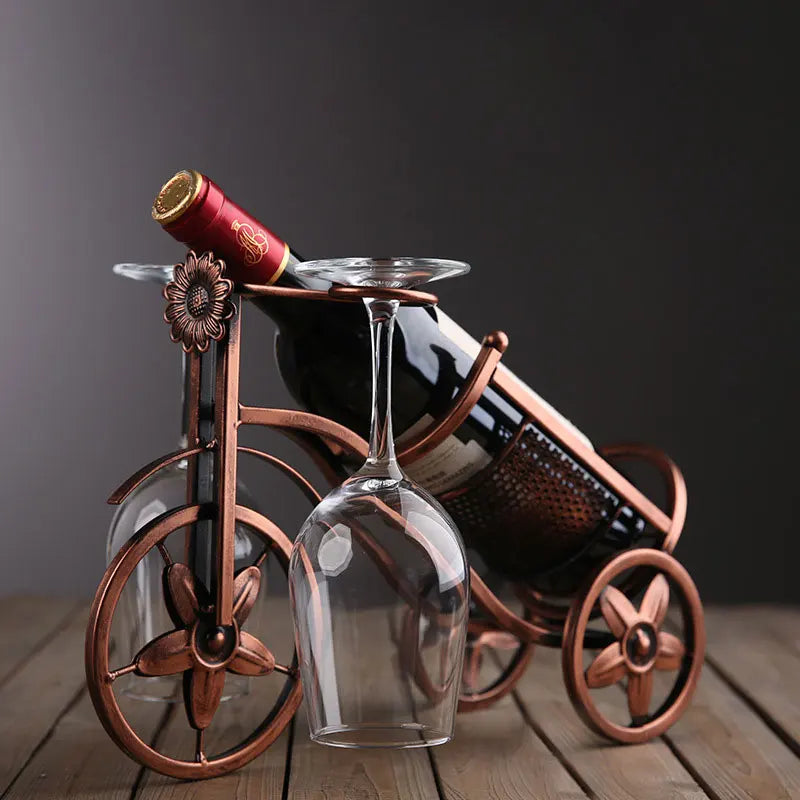 Kreativer Kutschen-Fahrrad Weinregal – Retro Flaschen- und Glashalter